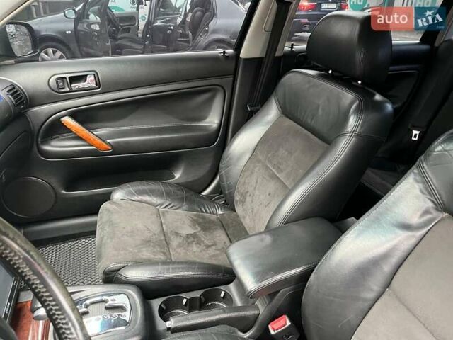 Зеленый Фольксваген Пассат, объемом двигателя 1.78 л и пробегом 250 тыс. км за 4550 $, фото 10 на Automoto.ua