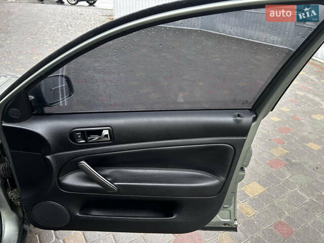 Зеленый Фольксваген Пассат, объемом двигателя 1.78 л и пробегом 255 тыс. км за 3999 $, фото 5 на Automoto.ua