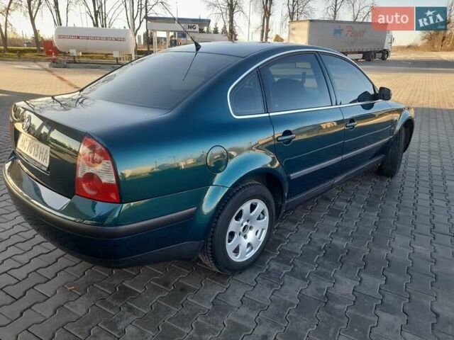 Зелений Фольксваген Пассат, об'ємом двигуна 1.6 л та пробігом 254 тис. км за 4799 $, фото 2 на Automoto.ua