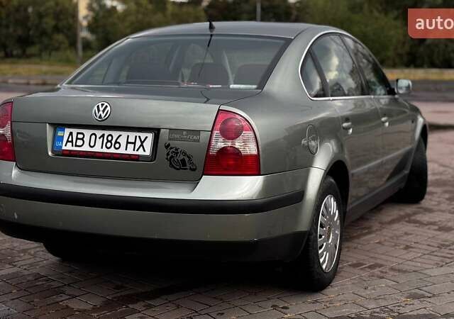 Зелений Фольксваген Пассат, об'ємом двигуна 1.6 л та пробігом 202 тис. км за 4399 $, фото 6 на Automoto.ua