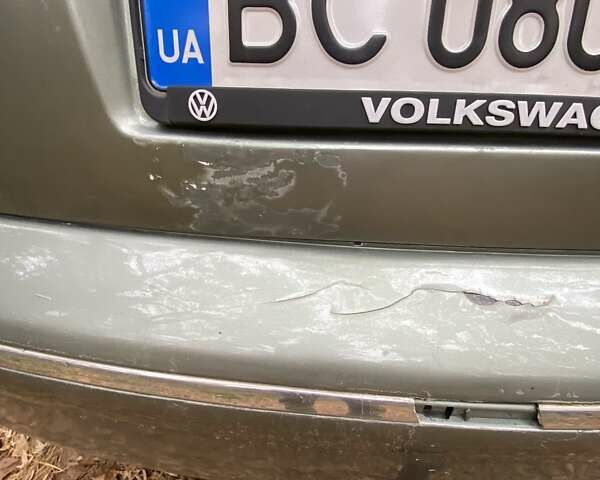 Зеленый Фольксваген Пассат, объемом двигателя 1.78 л и пробегом 195 тыс. км за 3500 $, фото 5 на Automoto.ua