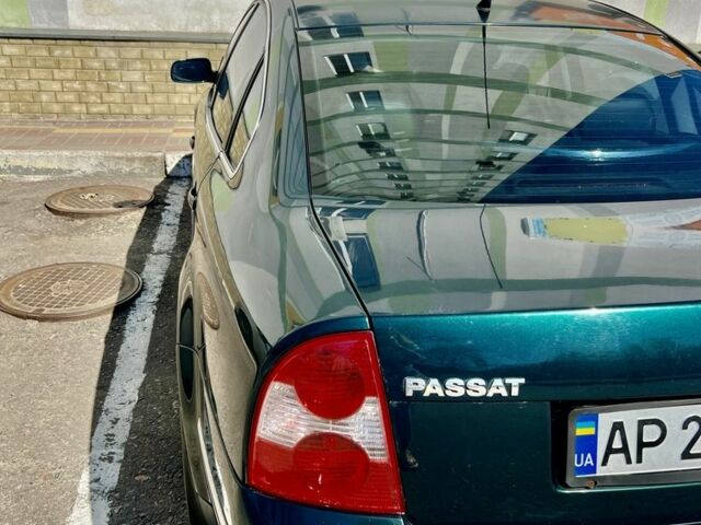 Зеленый Фольксваген Пассат, объемом двигателя 1.8 л и пробегом 177 тыс. км за 4000 $, фото 1 на Automoto.ua