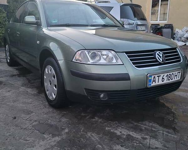 Зеленый Фольксваген Пассат, объемом двигателя 1.8 л и пробегом 299 тыс. км за 4700 $, фото 2 на Automoto.ua