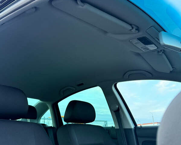 Зелений Фольксваген Пассат, об'ємом двигуна 1.6 л та пробігом 164 тис. км за 6499 $, фото 65 на Automoto.ua