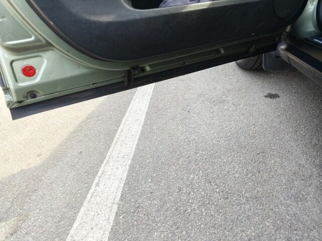 Зеленый Фольксваген Пассат, объемом двигателя 1.8 л и пробегом 351 тыс. км за 4000 $, фото 15 на Automoto.ua