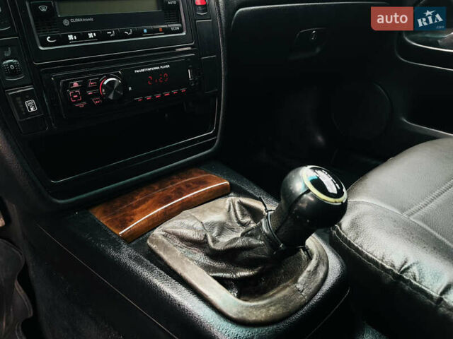 Зеленый Фольксваген Пассат, объемом двигателя 1.78 л и пробегом 365 тыс. км за 3800 $, фото 23 на Automoto.ua