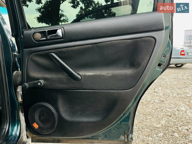 Зеленый Фольксваген Пассат, объемом двигателя 1.78 л и пробегом 365 тыс. км за 3800 $, фото 18 на Automoto.ua