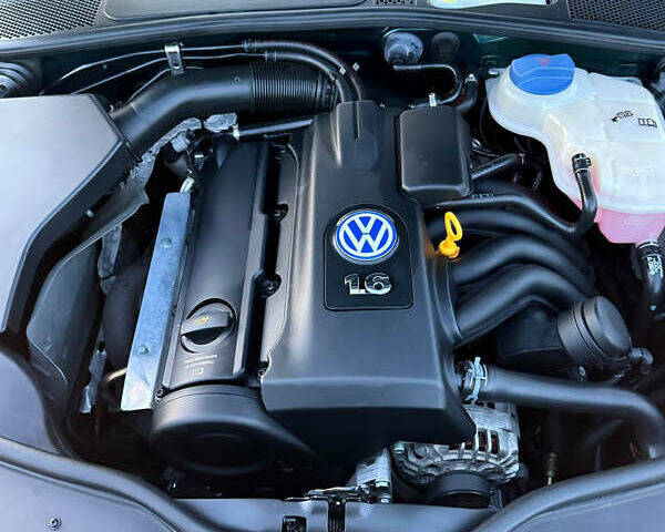 Зелений Фольксваген Пассат, об'ємом двигуна 1.6 л та пробігом 164 тис. км за 6499 $, фото 18 на Automoto.ua