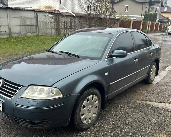 Зеленый Фольксваген Пассат, объемом двигателя 1.8 л и пробегом 334 тыс. км за 3200 $, фото 1 на Automoto.ua