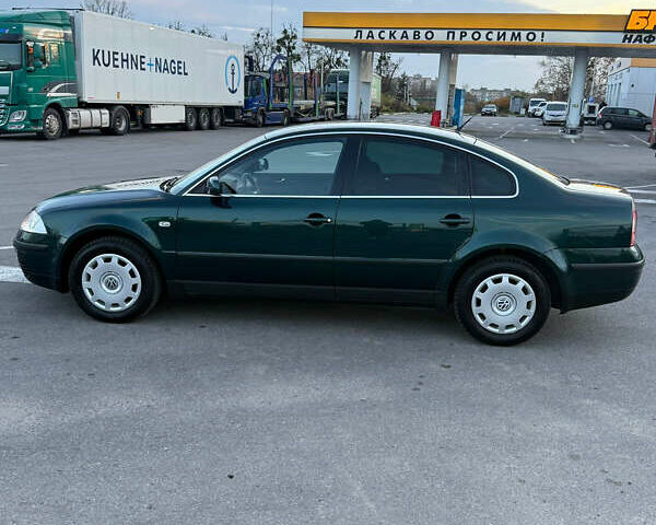 Зелений Фольксваген Пассат, об'ємом двигуна 1.6 л та пробігом 164 тис. км за 6499 $, фото 56 на Automoto.ua