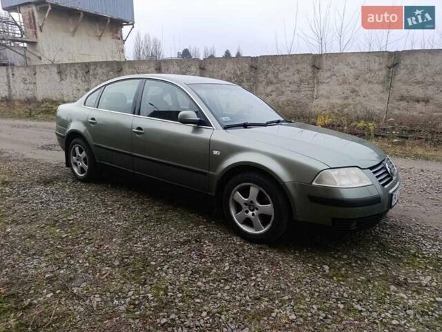 Зеленый Фольксваген Пассат, объемом двигателя 1.78 л и пробегом 280 тыс. км за 3600 $, фото 4 на Automoto.ua