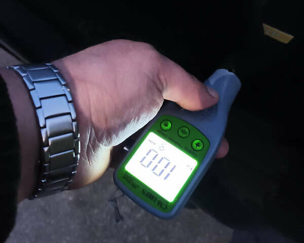 Зелений Фольксваген Пассат, об'ємом двигуна 1.6 л та пробігом 164 тис. км за 6499 $, фото 2 на Automoto.ua