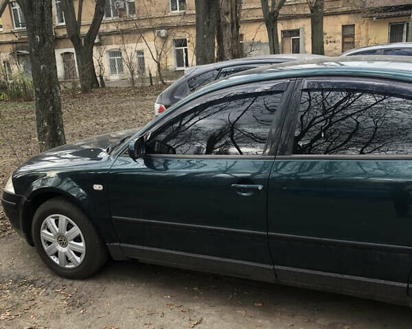 Зеленый Фольксваген Пассат, объемом двигателя 1.98 л и пробегом 10 тыс. км за 4700 $, фото 1 на Automoto.ua