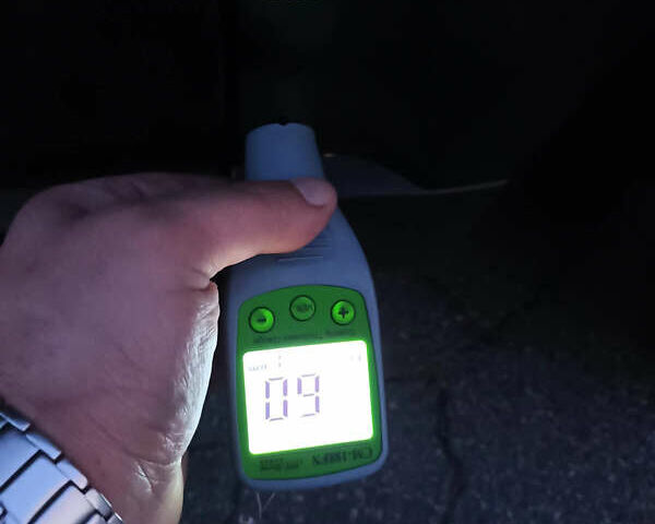 Зелений Фольксваген Пассат, об'ємом двигуна 1.6 л та пробігом 164 тис. км за 6499 $, фото 7 на Automoto.ua