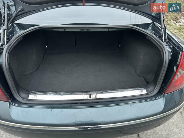 Зелений Фольксваген Пассат, об'ємом двигуна 2.77 л та пробігом 201 тис. км за 5000 $, фото 9 на Automoto.ua