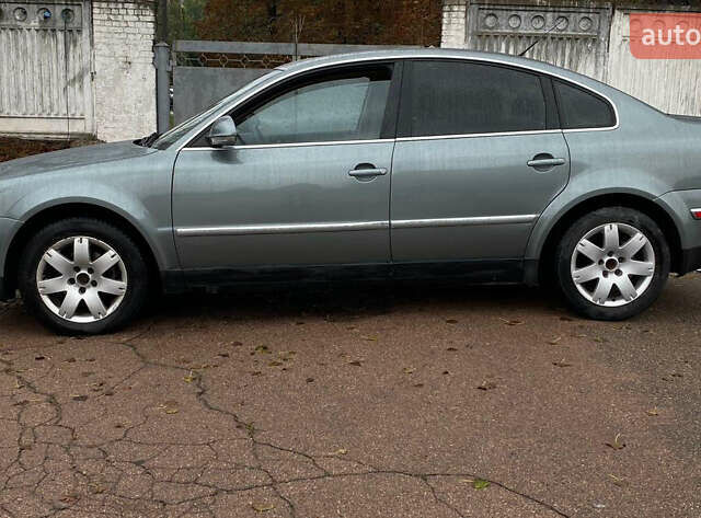 Зеленый Фольксваген Пассат, объемом двигателя 2 л и пробегом 250 тыс. км за 4700 $, фото 15 на Automoto.ua