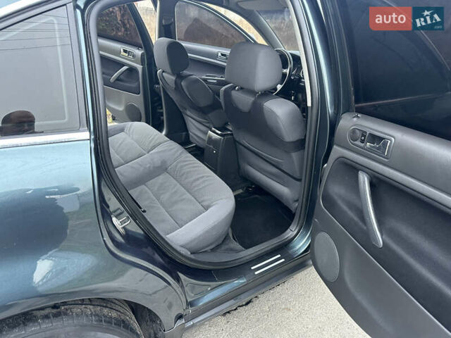 Зелений Фольксваген Пассат, об'ємом двигуна 2.77 л та пробігом 201 тис. км за 5000 $, фото 10 на Automoto.ua