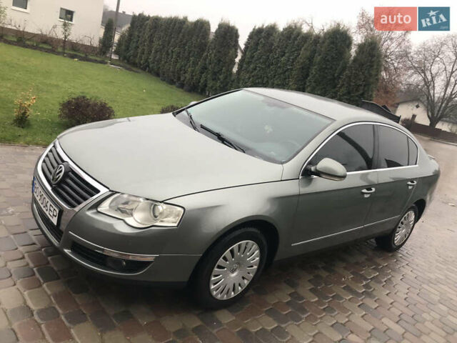 Зелений Фольксваген Пассат, об'ємом двигуна 1.98 л та пробігом 186 тис. км за 5800 $, фото 13 на Automoto.ua