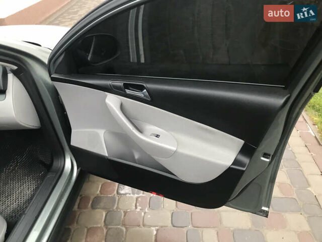 Зелений Фольксваген Пассат, об'ємом двигуна 1.98 л та пробігом 186 тис. км за 5800 $, фото 16 на Automoto.ua