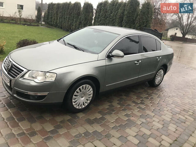 Зелений Фольксваген Пассат, об'ємом двигуна 1.98 л та пробігом 186 тис. км за 5800 $, фото 12 на Automoto.ua