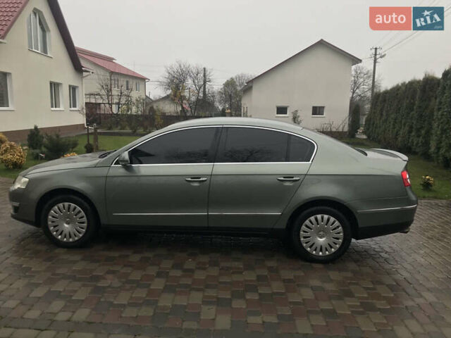 Зелений Фольксваген Пассат, об'ємом двигуна 1.98 л та пробігом 186 тис. км за 5800 $, фото 11 на Automoto.ua