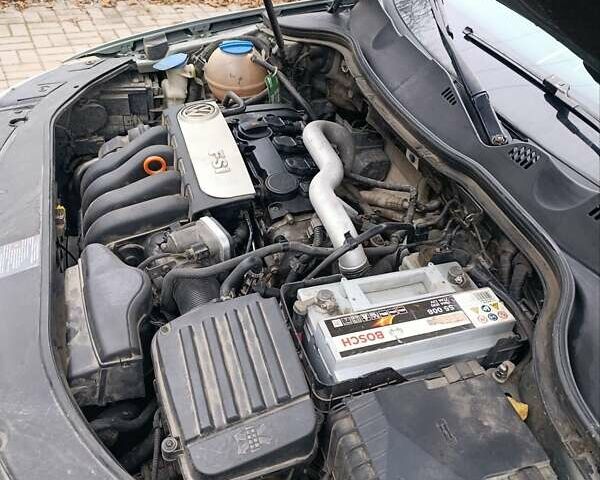 Зелений Фольксваген Пассат, об'ємом двигуна 1.98 л та пробігом 239 тис. км за 4850 $, фото 28 на Automoto.ua