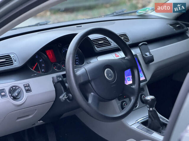 Зелений Фольксваген Пассат, об'ємом двигуна 2 л та пробігом 186 тис. км за 5199 $, фото 83 на Automoto.ua