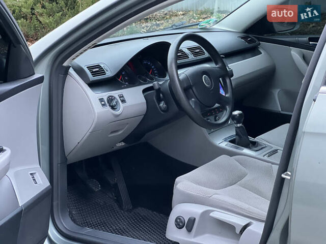 Зелений Фольксваген Пассат, об'ємом двигуна 2 л та пробігом 186 тис. км за 5199 $, фото 87 на Automoto.ua