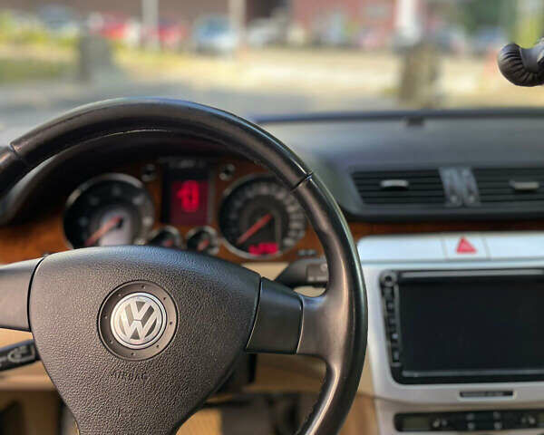 Зеленый Фольксваген Пассат, объемом двигателя 2 л и пробегом 203 тыс. км за 7400 $, фото 17 на Automoto.ua