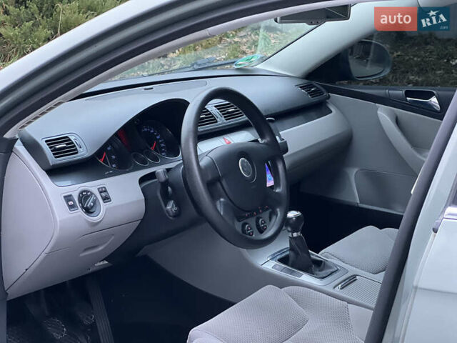 Зелений Фольксваген Пассат, об'ємом двигуна 2 л та пробігом 186 тис. км за 5199 $, фото 88 на Automoto.ua