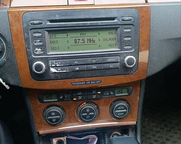 Зелений Фольксваген Пассат, об'ємом двигуна 1.98 л та пробігом 239 тис. км за 4850 $, фото 3 на Automoto.ua