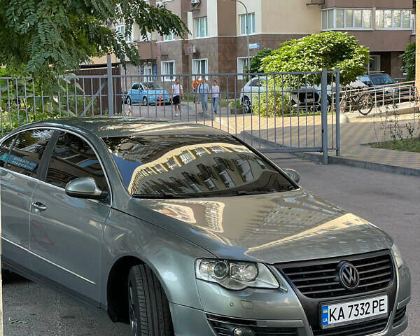 Зеленый Фольксваген Пассат, объемом двигателя 2 л и пробегом 203 тыс. км за 7400 $, фото 6 на Automoto.ua