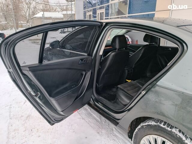 Зеленый Фольксваген Пассат, объемом двигателя 2 л и пробегом 401 тыс. км за 4890 $, фото 23 на Automoto.ua