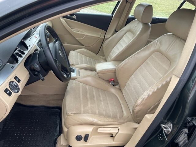 Зеленый Фольксваген Пассат, объемом двигателя 2 л и пробегом 350 тыс. км за 3750 $, фото 11 на Automoto.ua