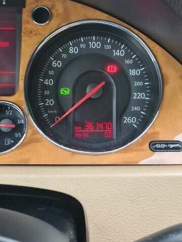 Зелений Фольксваген Пассат, об'ємом двигуна 2 л та пробігом 360 тис. км за 5900 $, фото 13 на Automoto.ua