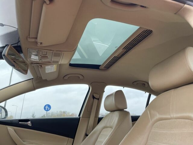 Зеленый Фольксваген Пассат, объемом двигателя 2 л и пробегом 350 тыс. км за 3750 $, фото 12 на Automoto.ua