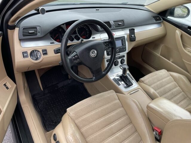 Зеленый Фольксваген Пассат, объемом двигателя 2 л и пробегом 350 тыс. км за 3750 $, фото 10 на Automoto.ua