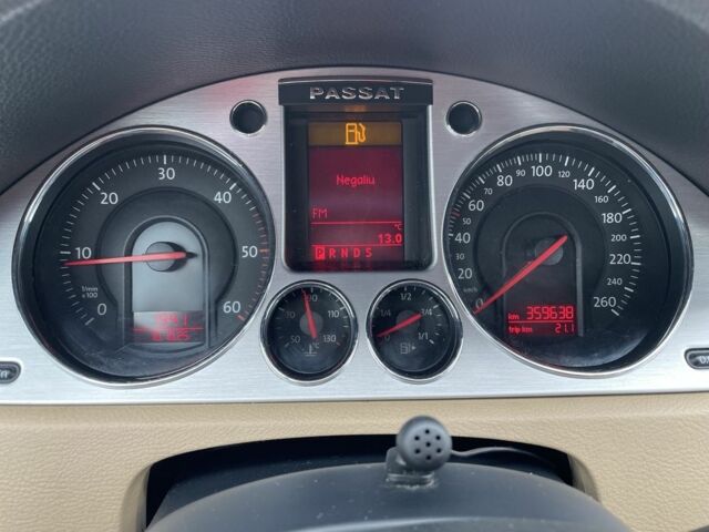 Зеленый Фольксваген Пассат, объемом двигателя 2 л и пробегом 350 тыс. км за 3750 $, фото 20 на Automoto.ua