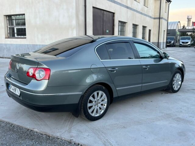 Зеленый Фольксваген Пассат, объемом двигателя 2 л и пробегом 247 тыс. км за 6500 $, фото 1 на Automoto.ua