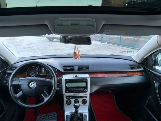 Зеленый Фольксваген Пассат, объемом двигателя 2 л и пробегом 247 тыс. км за 6500 $, фото 4 на Automoto.ua