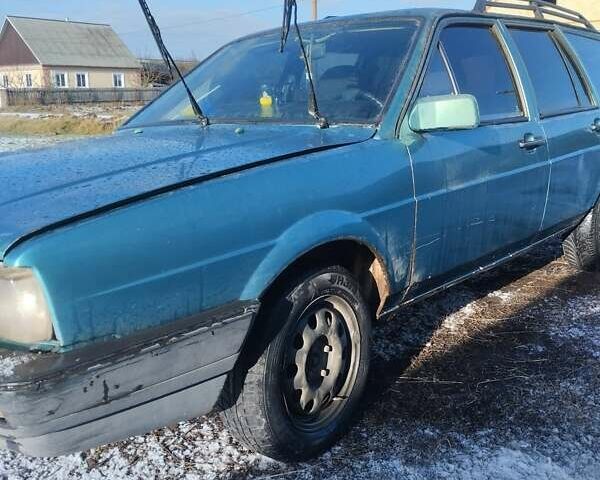 Зелений Фольксваген Пассат, об'ємом двигуна 1.6 л та пробігом 270 тис. км за 650 $, фото 8 на Automoto.ua