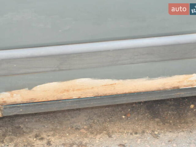 Зеленый Фольксваген Пассат, объемом двигателя 1.8 л и пробегом 250 тыс. км за 2200 $, фото 4 на Automoto.ua