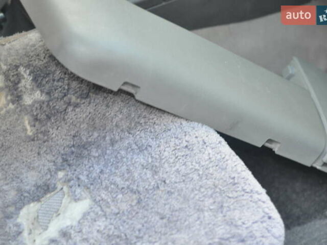 Зеленый Фольксваген Пассат, объемом двигателя 1.8 л и пробегом 250 тыс. км за 2200 $, фото 10 на Automoto.ua