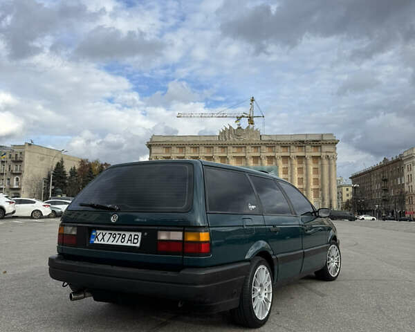 Зелений Фольксваген Пассат, об'ємом двигуна 1.6 л та пробігом 240 тис. км за 3000 $, фото 6 на Automoto.ua