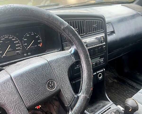 Зеленый Фольксваген Пассат, объемом двигателя 2.8 л и пробегом 400 тыс. км за 1100 $, фото 4 на Automoto.ua