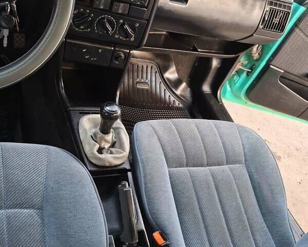 Зеленый Фольксваген Пассат, объемом двигателя 1.9 л и пробегом 314 тыс. км за 2600 $, фото 36 на Automoto.ua