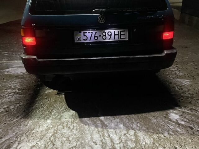 Зеленый Фольксваген Пассат, объемом двигателя 1.9 л и пробегом 400 тыс. км за 2000 $, фото 4 на Automoto.ua