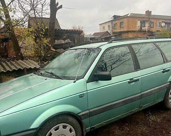 Зеленый Фольксваген Пассат, объемом двигателя 2.8 л и пробегом 400 тыс. км за 1100 $, фото 1 на Automoto.ua