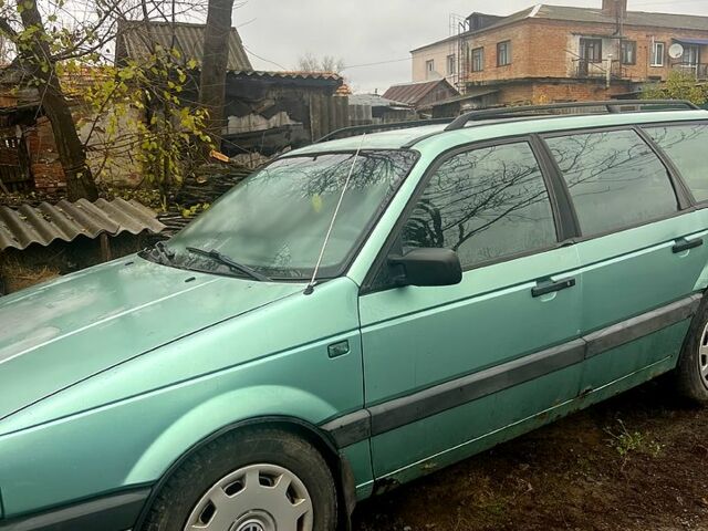 Зелений Фольксваген Пассат, об'ємом двигуна 2.8 л та пробігом 400 тис. км за 1100 $, фото 2 на Automoto.ua