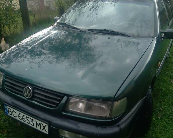 Зеленый Фольксваген Пассат, объемом двигателя 1.9 л и пробегом 397 тыс. км за 3200 $, фото 5 на Automoto.ua